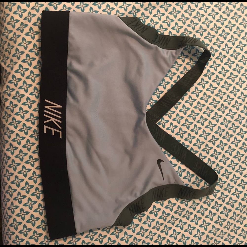 Nike bra